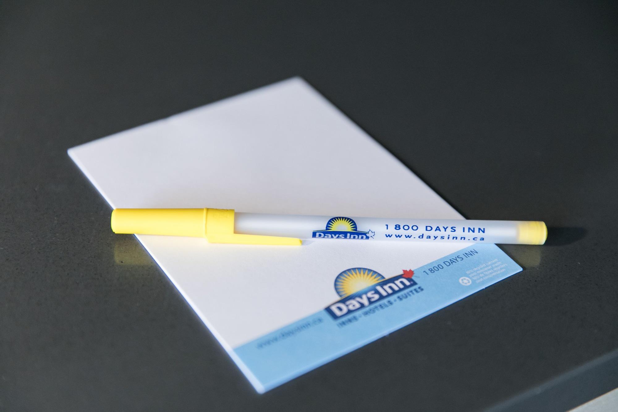 Days Inn By Wyndham Saskatoon Buitenkant foto