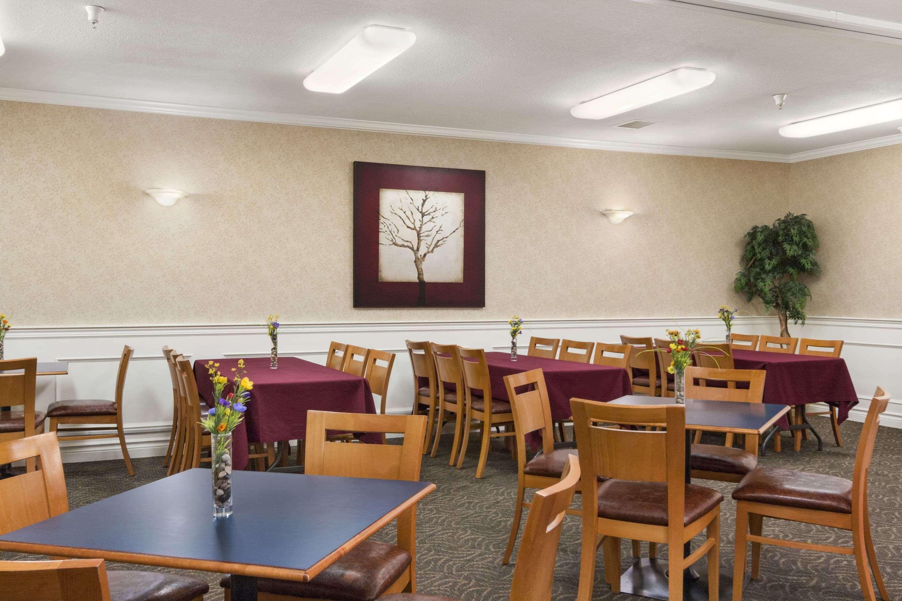 Days Inn By Wyndham Saskatoon Buitenkant foto