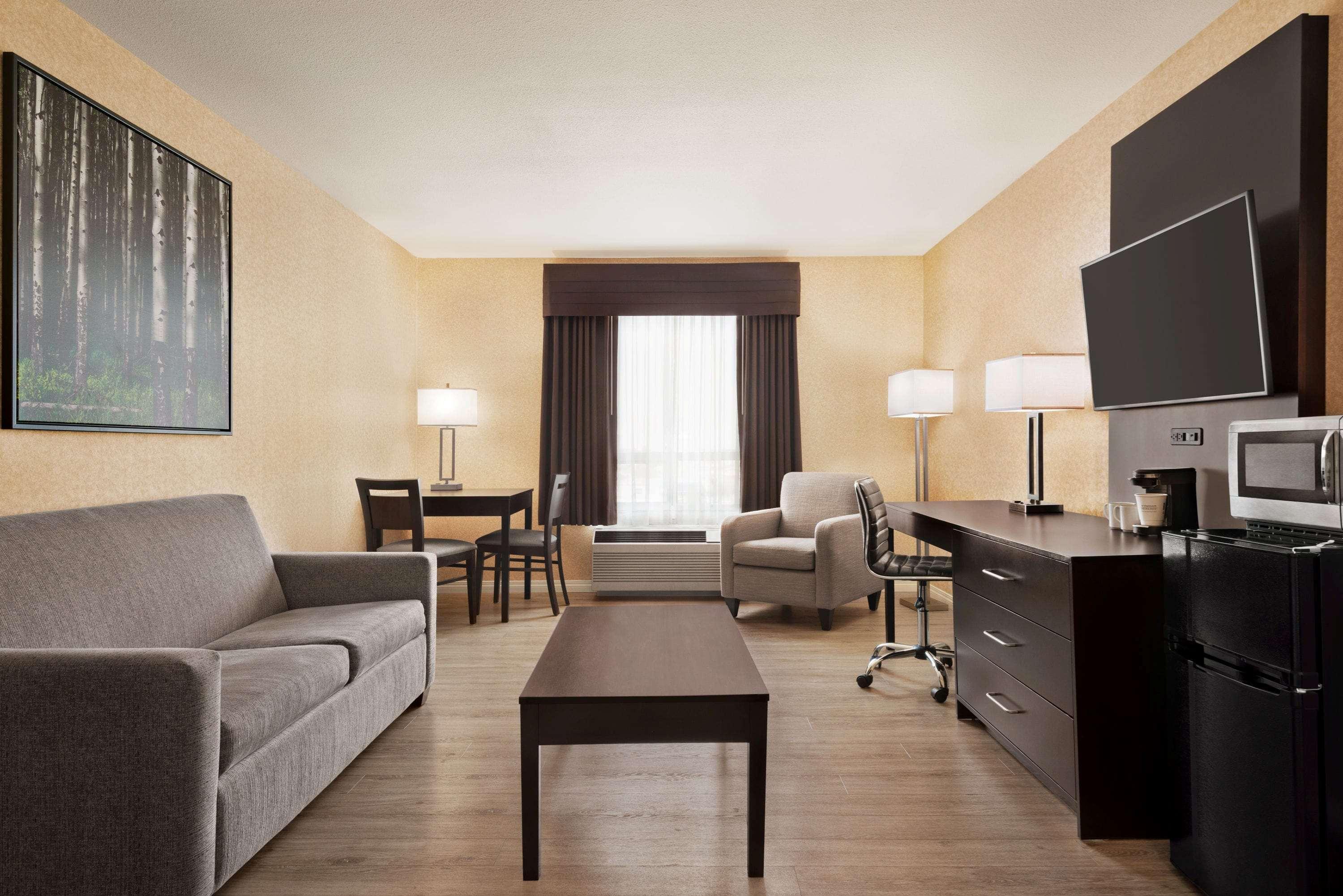 Days Inn By Wyndham Saskatoon Buitenkant foto